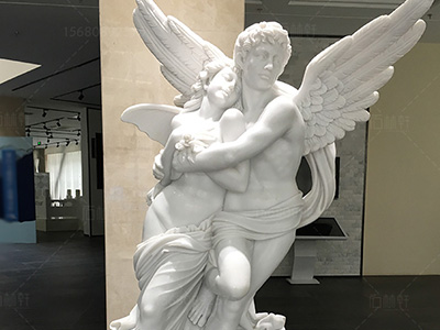 汉白玉人物爱的自由